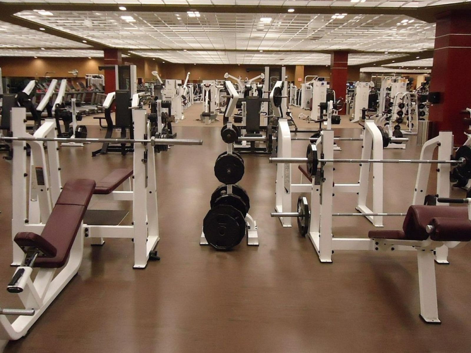 5 Etiquette Rules To Follow To Be Respectful At The Gym